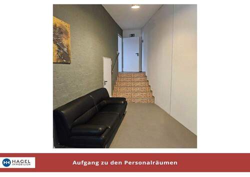 Aufgang zu den Personalräumen - Büro in Brackel