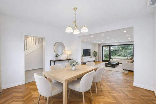 KI Visual Esszimmer - 