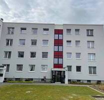 Kleine 2 Zimmer-Wohnung mit Loggia in Elmshorn sucht Nachmieter!