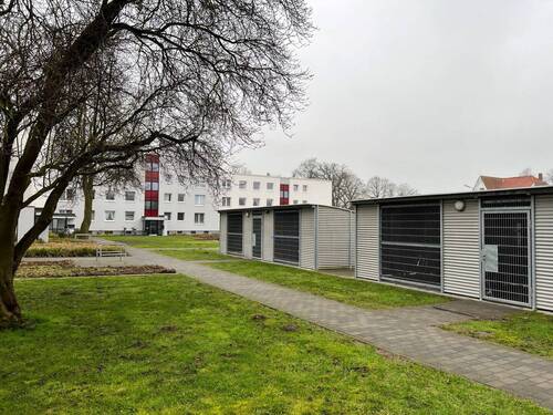 Außenansicht Fahrradhäuser.jpg - 2 Zimmer Etagenwohnung zur Miete in Elmshorn