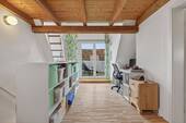 Flur Dachgeschoss mit Arbeitsbereich - 