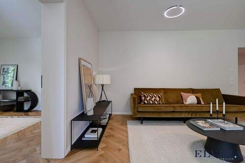 Wohnbereich - Etagenwohnung mit 121,00 m² in München zum Kaufen