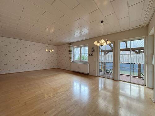 Wohn- und Esszimmer EG - 