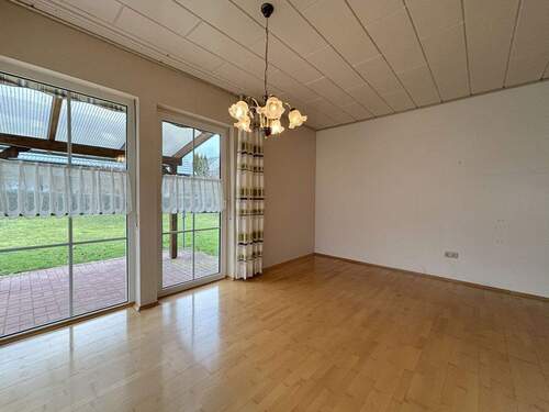 Wohn- und Esszimmer EG - 