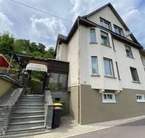 3-FH in Altenhundem! OG- und DG-Wohnung zur freien Verfügung! - Lennestadt