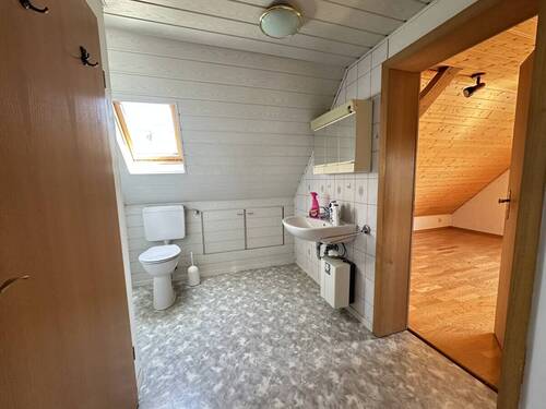 Badezimmer Dachgeschoss - 