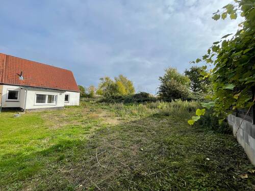 Grundstück vor dem Eingang vom Haus - Grundstück in Wittenbeck