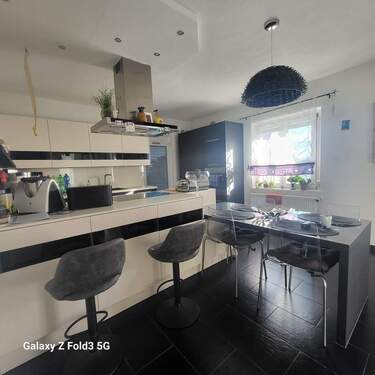 Tolle Küche mit Bar Theke 1.Stock - *****Zweifamilienhaus in verkehrsberuhigter Zone in Trossingen*****