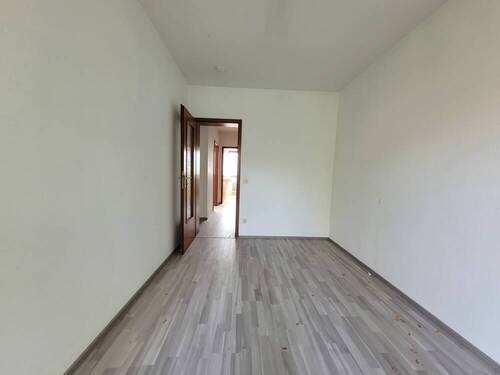 Zimmer 2 - 