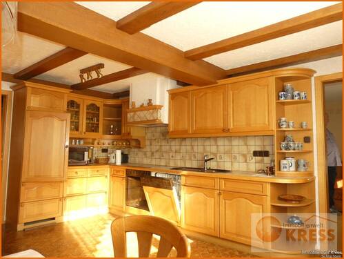 Bild 2 - 8 Zimmer Mehrfamilienhaus, Wohnhaus zum Kaufen in Sinntal / Oberzell