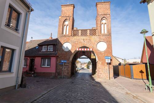Nachbarbebauung - 