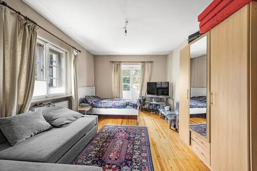 Bild 5 - 4 Zimmer Einfamilienhaus zum Kaufen in München