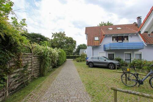Zufahrt - 3 Zimmer Etagenwohnung zum Kaufen in Prerow