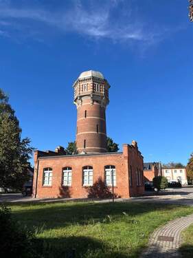 parkähnlicher Außenbereich - 3 Zimmer Etagenwohnung zum Kaufen in Torgau