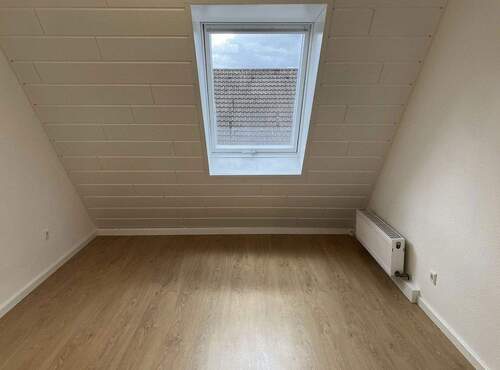 DG Kinderzimmer - 8 Zimmer Doppelhaushälfte zum Kaufen in Rauenberg