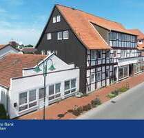 Zwei Häuser, eine Idee - solider Ertrag im Herzen von Uchte