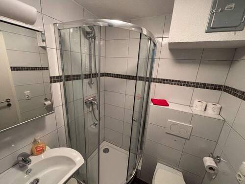 Badezimmer - Einfamilienhaus mit 91,00 m&sup2; in Traben-Trarbach zum Kaufen