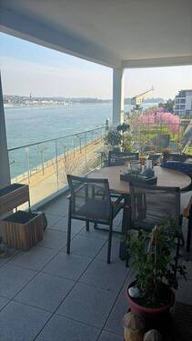 Balkon mit Rheinblick - 