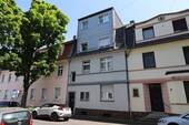 Straßenansicht - 3 Zimmer Etagenwohnung zum Kaufen in Leverkusen