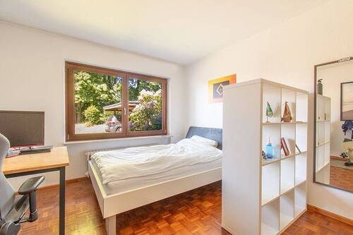 Großes Zimmer im Erdgeschoss.jpg - 
