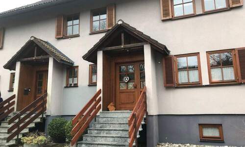 Doppelhaushälfte - 6 Zimmer Doppelhaushälfte zum Kaufen in Unterkirnach