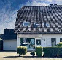 Einfamilienhaus mit Ladenlokal - 455.000,00 EUR Kaufpreis, ca.  100,00 m² Wohnfläche in Krefeld (PLZ: 47802) Traar