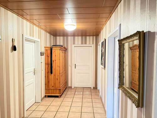 Flur - Einfamilienhaus mit 136,00 m&sup2; in Zweedorf zum Kaufen