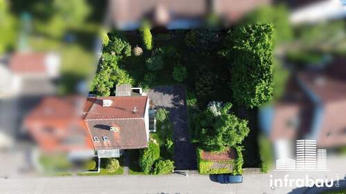 Grundstück - Sanierungsbedürftige Doppelhaushälfte in ruhiger Lage mit genehmigter Bauvoranfrage für Einfamilienhaus