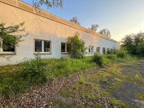 Außenansicht Haus 5 - Halle zum Kaufen in Coswig