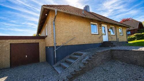 Hausansicht - 4 Zimmer Einfamilienhaus in Grundhof