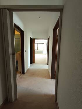 Flur - Etagenwohnung mit 61,00 m&sup2; in Varel zum Kaufen