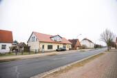 Straßenansicht - 5 Zimmer Mehrfamilienhaus, Wohnhaus in Jatznick