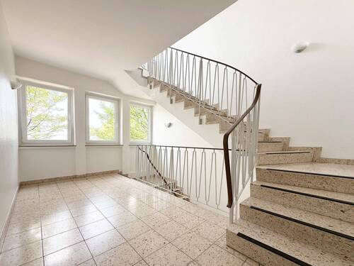 Treppenhaus 1.OG - 