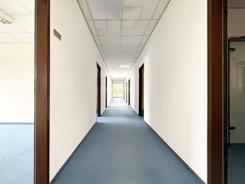 Flur EG - Büro zum Kaufen in Bremen