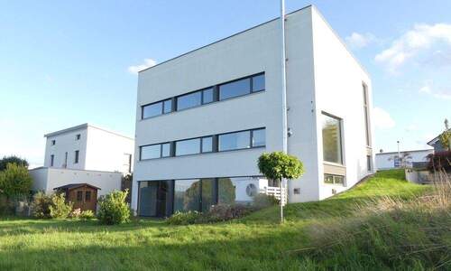 Ansicht West - Exclusiv - Futuristisch - Atemberaubend