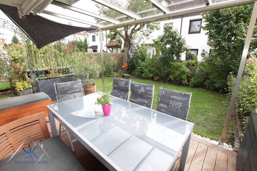 Terrasse Blick in den Garten - 