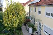 Haus mit Eingangsbereich - 