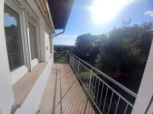 IMG-20240826-WA0018.jpg - *Auf 2026! Ihre kurzfristig beziehbare Eigentumswohnung mit Balkon, Garten & Doppelgarage und tollem Ausblick*