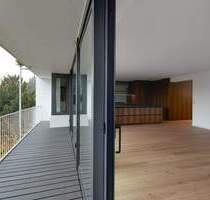 Wohnen mit Anspruch - stilvolle 4-Zimmer-Wohnung im Zooviertel mit Aufzug und Stellplätzen - Düsseldorf Düsseltal