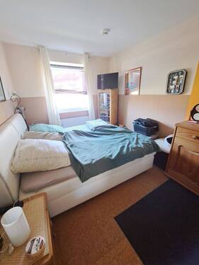 Schlafzimmer.jpg - 2 Zimmer Etagenwohnung zur Miete in Bremerhaven