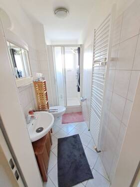 Bad.jpg - Etagenwohnung mit 49,80 m&sup2; in Bremerhaven zur Miete