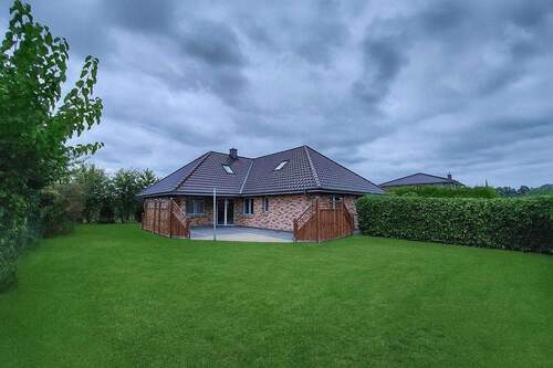 Bild 3 - 7 Zimmer Einfamilienhaus in Drage