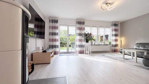 EG Wohnen - 5 Zimmer Doppelhaushälfte in Taucha