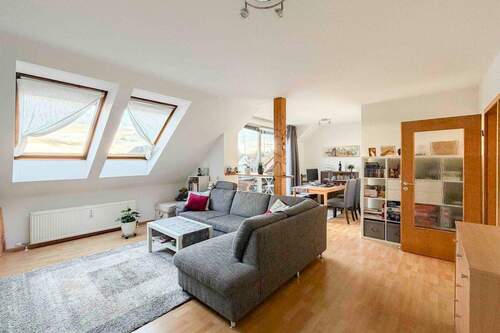 Wohnbereich(2) - 2 Zimmer Etagenwohnung zum Kaufen in Brühl