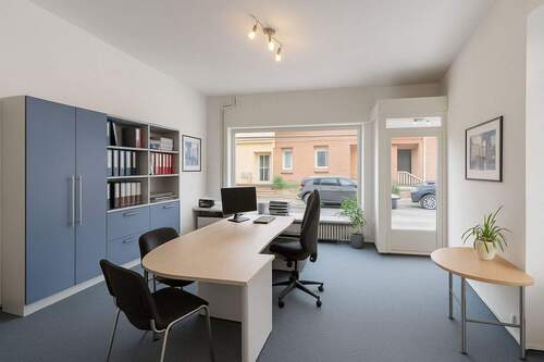 Bild 1 - Zentrale und Büro- und Gewerbefläche zum 1.01.2026