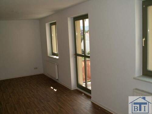 Wohnzimmer (4) - Gewerbeobjekt (Büro, Produktion, Verkauf) in Zittau zum Kaufen