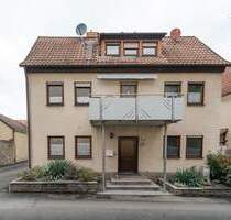 Mainnah wohnen: Kleines Wohnhaus im historischen Goßmannsdorf