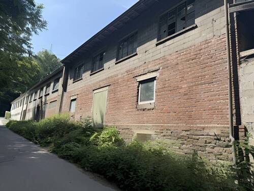 Halle - 2 Zimmer Mehrfamilienhaus, Wohnhaus zum Kaufen in Breitscheidt