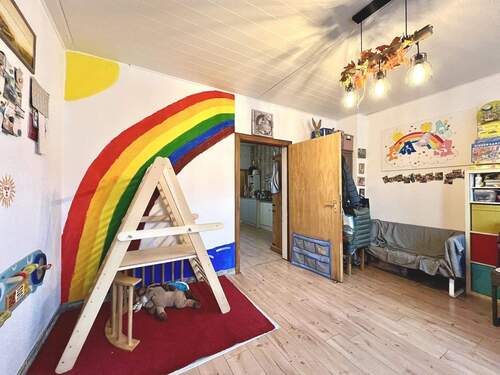 Erdgeschoss. - Mehrfamilienhaus, Wohnhaus mit 145,00 m&sup2; in Krefeld zum Kaufen