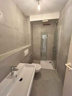 Bad - Erstbezug auf dem Eschberg - Modernes 1-Zimmer Apartment in ruhiger Lage